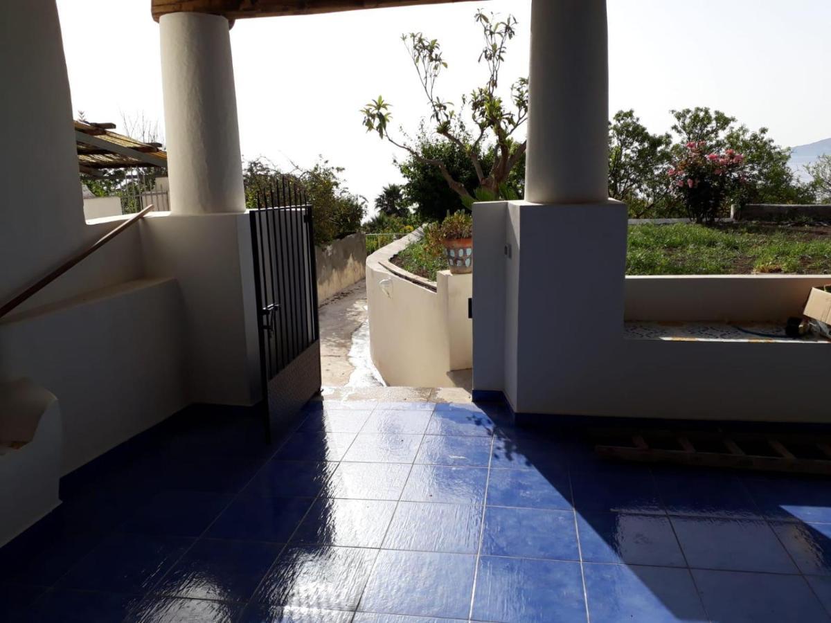 Villa Insolia Santa Marina Salina Exterior photo