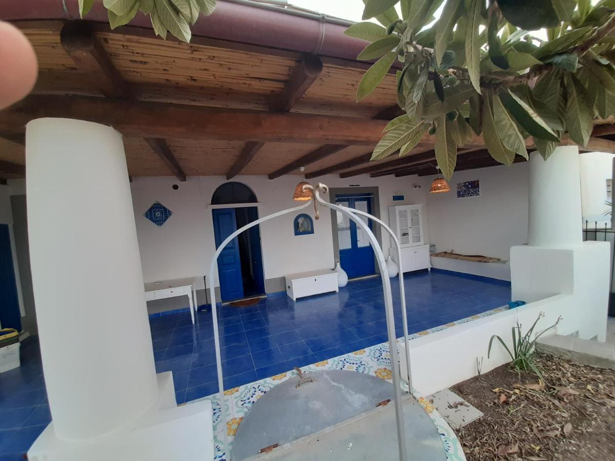 Villa Insolia Santa Marina Salina Exterior photo